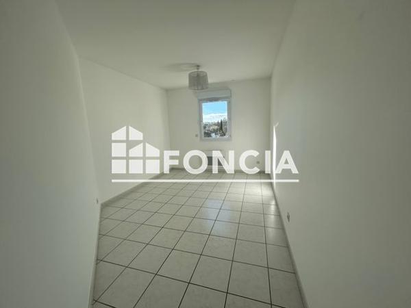 Location Appartement 3 pièces 74 m² - 6 RUE DES TOURELLES Manosque 04100