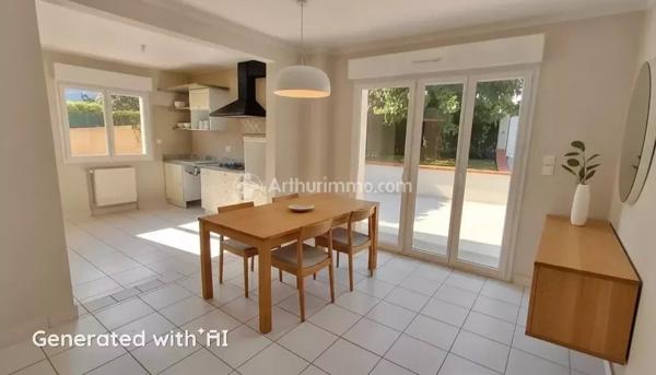 Vente                                                      Maison de ville
                        
                     4 pièces                      86 m2                     à Castres