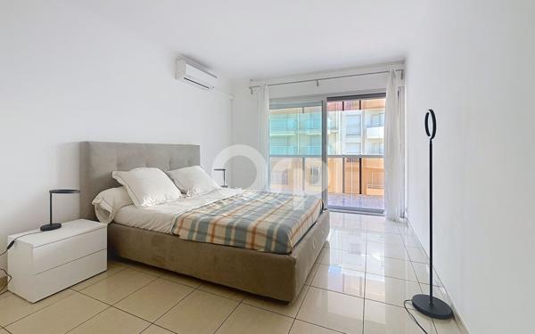 Appartement à vendre    3 pièces • 82,52 m2 Juan-les-Pins - Antibes