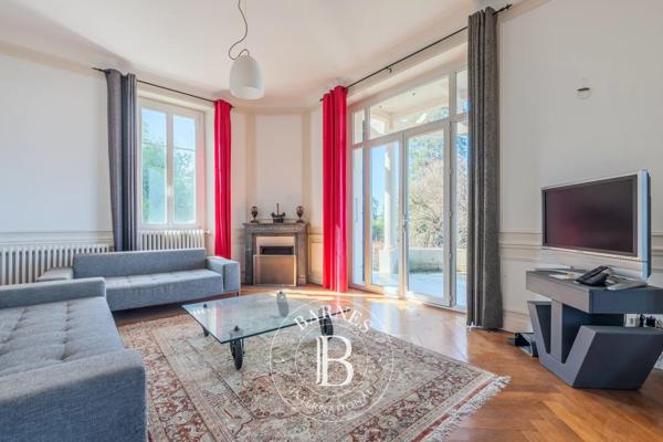 Évian-les-Bains, Propriété 6 Chambres -  305 m² à vendre