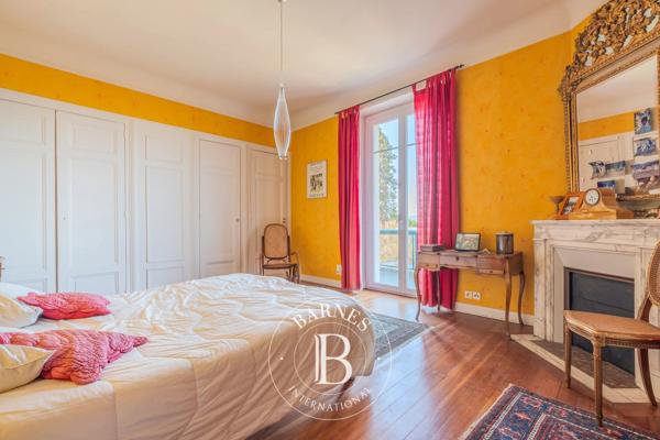 Évian-les-Bains, Propriété 6 Chambres -  305 m² à vendre