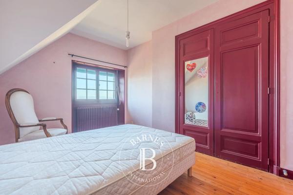 Évian-les-Bains, Propriété 6 Chambres -  305 m² à vendre