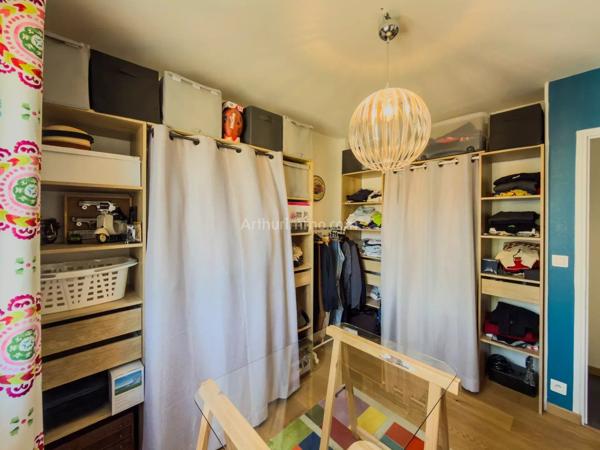 Vente                                                      Villa
                        
                     7 pièces                      166 m2                     à Draguignan