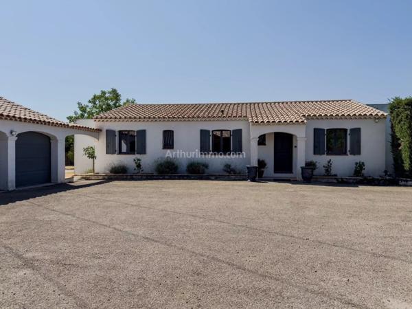 Vente                                                      Villa
                        
                     7 pièces                      166 m2                     à Draguignan