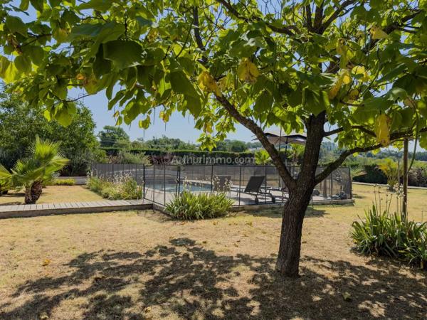 Vente                                                      Villa
                        
                     7 pièces                      166 m2                     à Draguignan
