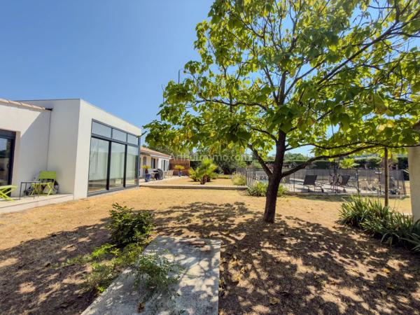 Vente                                                      Villa
                        
                     7 pièces                      166 m2                     à Draguignan