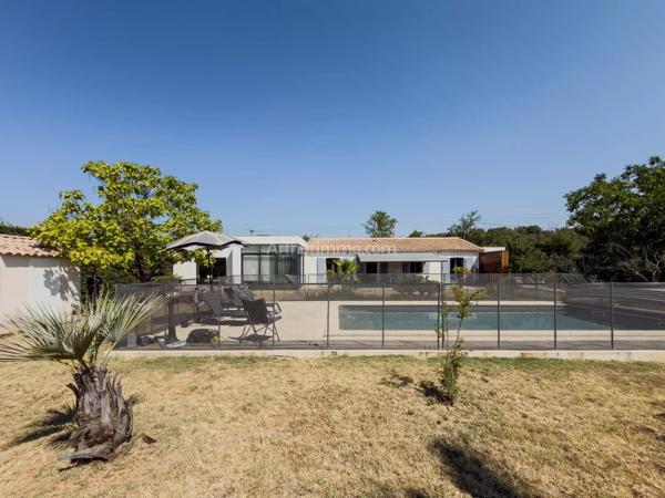 Vente                                                      Villa
                        
                     7 pièces                      166 m2                     à Draguignan
