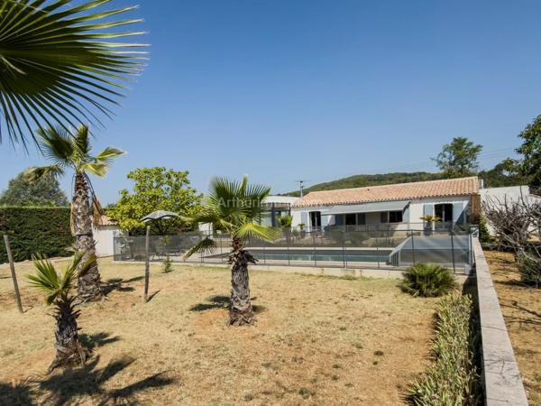 Vente                                                      Villa
                        
                     7 pièces                      166 m2                     à Draguignan
