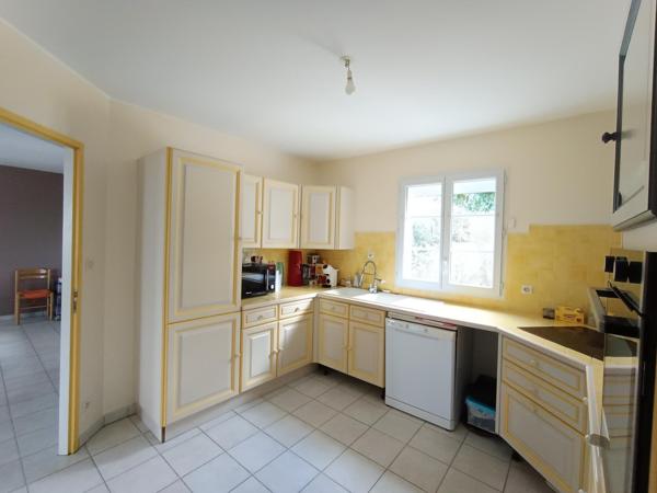 Maison à SEGONZAC, 16130 - 5 pièces 109m²