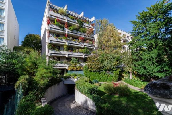 NEUILLY SUR SEINE - HOPITAL AMERICAIN - PARKING A VENDRE