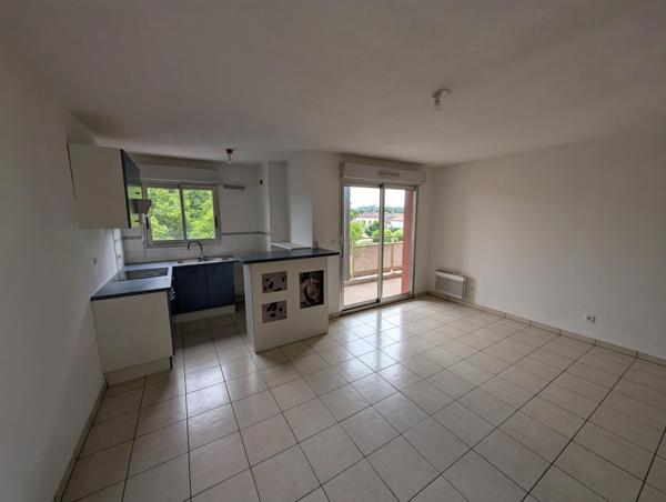Appartement à LA BREDE, 33650 - 3 pièces 71m²