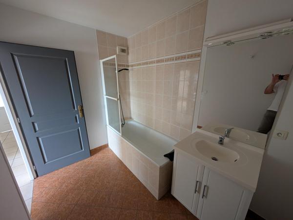 Appartement à LA BREDE, 33650 - 3 pièces 71m²