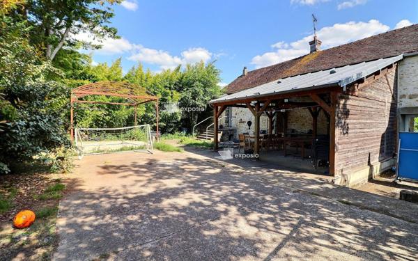 Maison à vendre    7 pièces • 186,96 m2 Vert-Saint-Denis