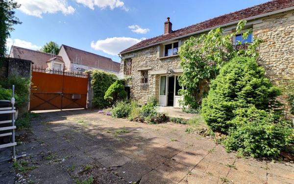 Maison à vendre    7 pièces • 186,96 m2 Vert-Saint-Denis