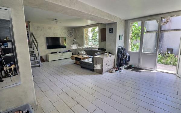 Maison à vendre    7 pièces • 186,96 m2 Vert-Saint-Denis