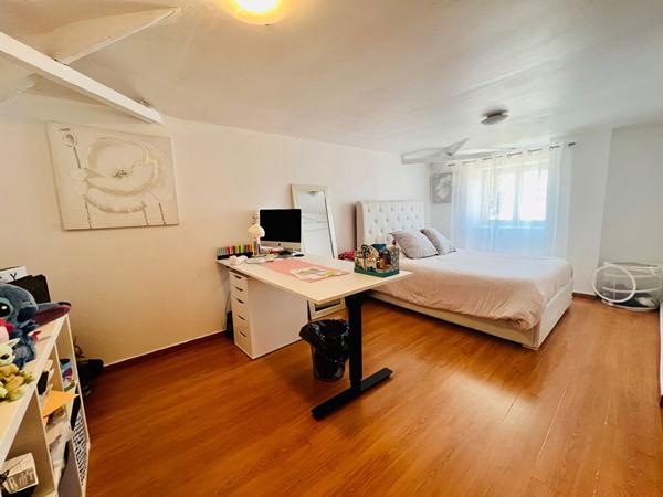 Belle maison familiale de 193 m² à Cagnes-sur-Mer, quartier recherché