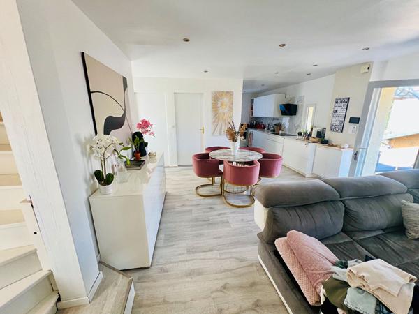 Belle maison familiale de 193 m² à Cagnes-sur-Mer, quartier recherché