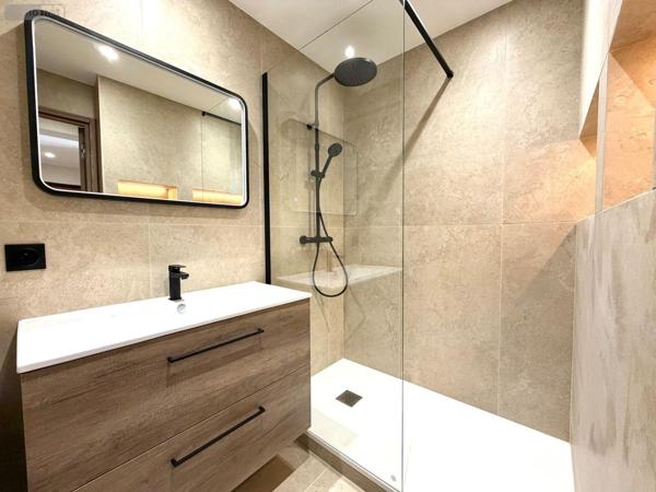 Appartement à vendre à Chambéry en Savoie (73000), ref : 73007-208