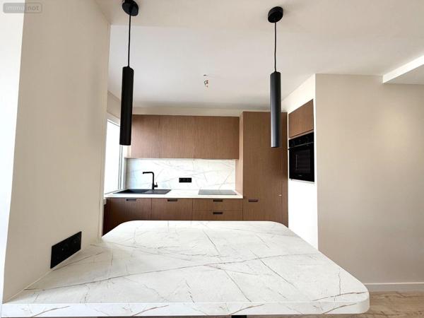 Appartement à vendre à Chambéry en Savoie (73000), ref : 73007-208