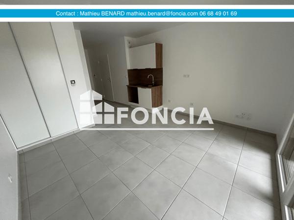 Location Studio 24.2 m² - RUE GRACCHUS BABEUF/RUE DU 5 NOVEMBRE 1993/RUE CHARLES FOURIER Colombelles 14460