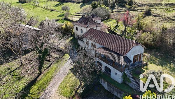 Maison à vendre 10 pièces 222 m² Figeac