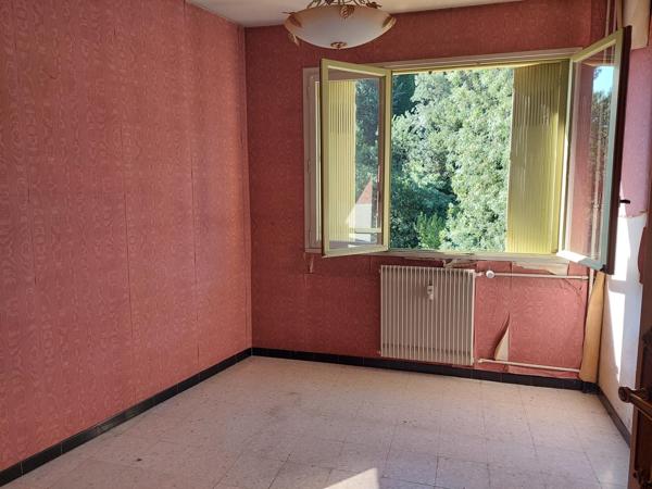 Appartement + parking + annexe