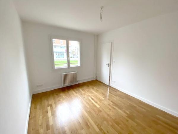 Appartement
                                                                                                                                                                                                                                                                                                                        3 pièce(s)                                                                                                                                                                                                          2 chambre(s)                                                                                                                                                                                                          59.97  m²