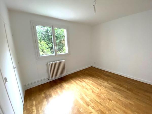 Appartement
                                                                                                                                                                                                                                                                                                                        3 pièce(s)                                                                                                                                                                                                          2 chambre(s)                                                                                                                                                                                                          59.97  m²