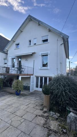 Maison
                                                                                                                                                                                                                                                                                                                        6 pièce(s)                                                                                                                                                                                                          3 chambre(s)                                                                                                                                                                                                          175  m²