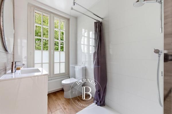 Joinville-le-Pont, Maison 4 Chambres -  130 m² à vendre