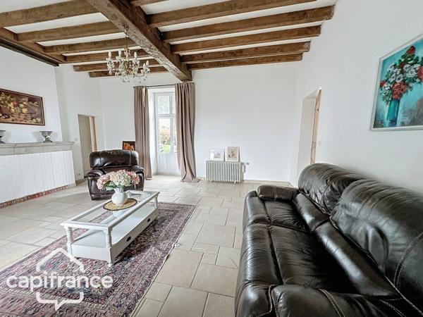 Dpt Deux Sèvres (79), à vendre OIRON maison P6