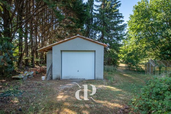 Lavit (82120) Paradis des jardiniers plus piscine, intimité et confort de vie