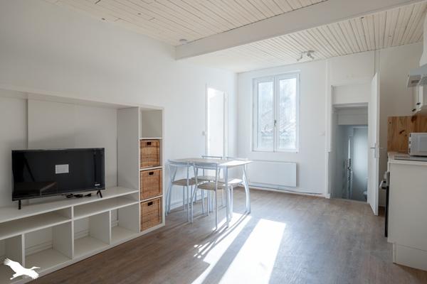 Immeuble à vendre |  Saintes |  150 m²