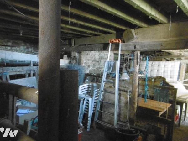 BATIMENT A RENOVER