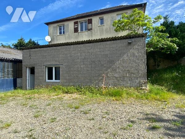 En zone urbaine, local professionnel.