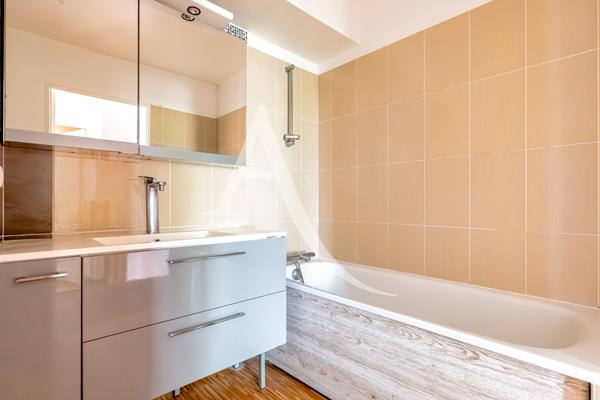 T4 Duplex avec jardin, bon état générale