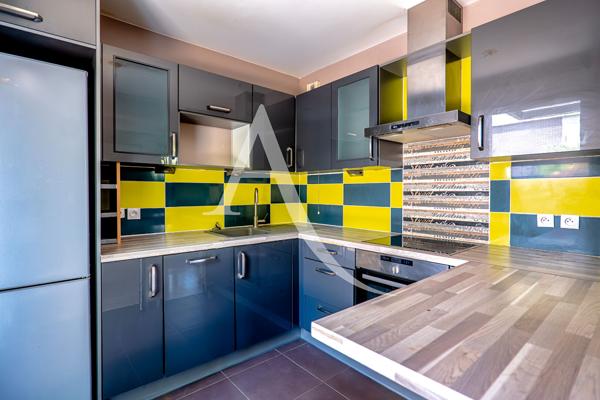 T4 Duplex avec jardin, bon état générale