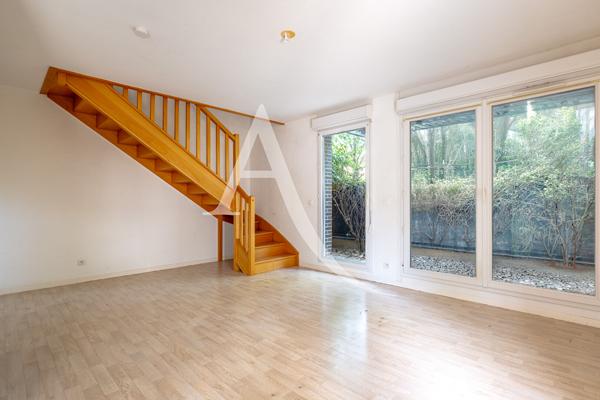T4 Duplex avec jardin, bon état générale