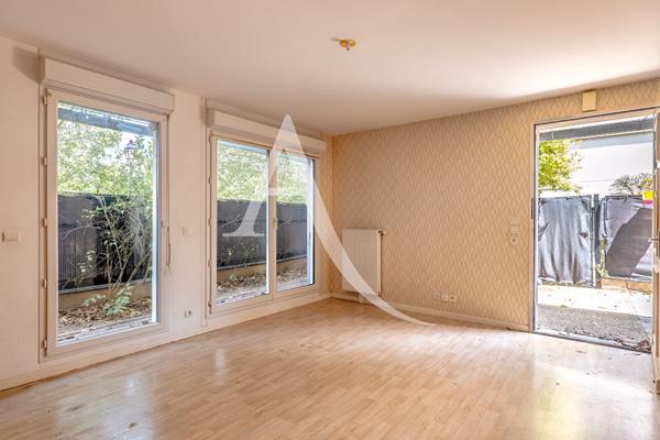T4 Duplex avec jardin, bon état générale
