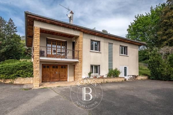 Saint-Cyr-au-Mont-d'Or, Maison 4 Chambres -  196 m² à vendre
