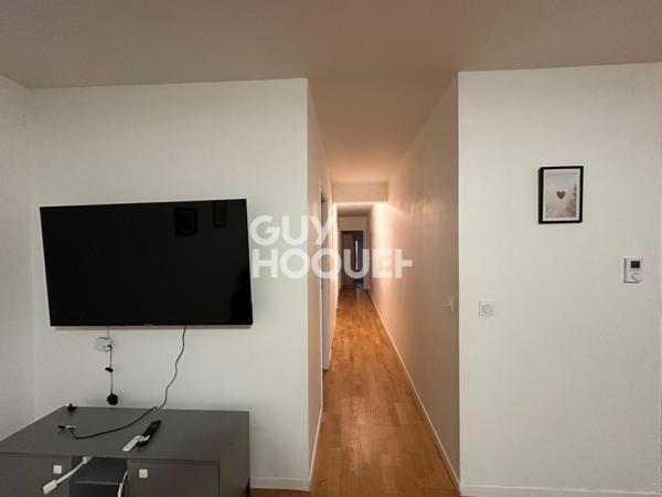 APPARTEMENT À LOUER DE 4 PIÈCES DE 86,00 M²