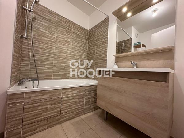 APPARTEMENT À LOUER DE 4 PIÈCES DE 86,00 M²