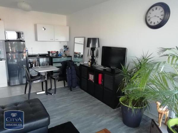 Appartement à louer 2 pièces 44.2m² Saint-Martin-Boulogne (62280)
