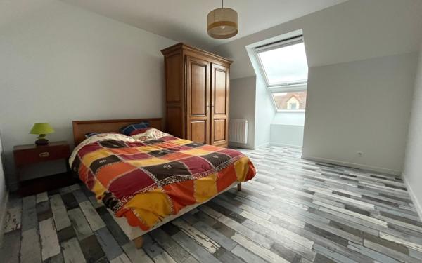 Maison à vendre    5 pièces • 123 m2 Émiéville