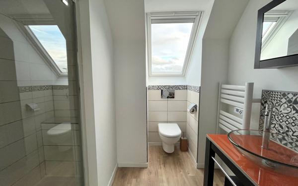 Maison à vendre    5 pièces • 123 m2 Émiéville