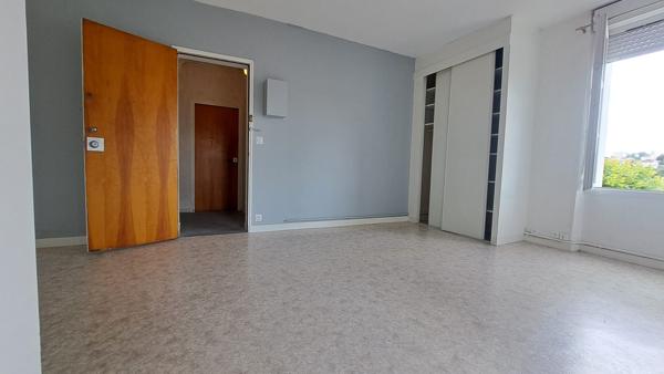 STUDIO LIBRE SECTEUR LE PLANTY