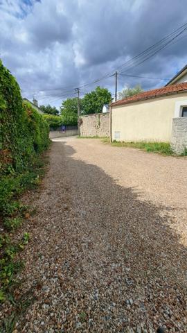 STUDIO LIBRE SECTEUR LE PLANTY