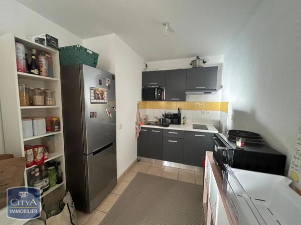 Appartement à louer 3 pièces 78.98m² Saint-Christol-lez-Alès (30380)