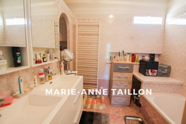 Maison de ville de 199 m2 - 4 chambres - Piscine - Pergola bioclimatique - Terrain de 5 159 m2