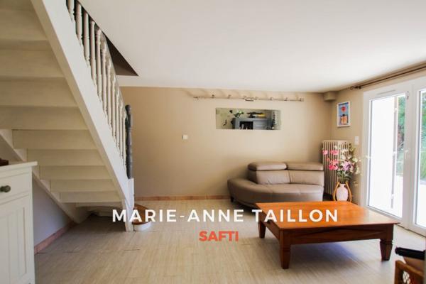 Maison de ville de 199 m2 - 4 chambres - Piscine - Pergola bioclimatique - Terrain de 5 159 m2